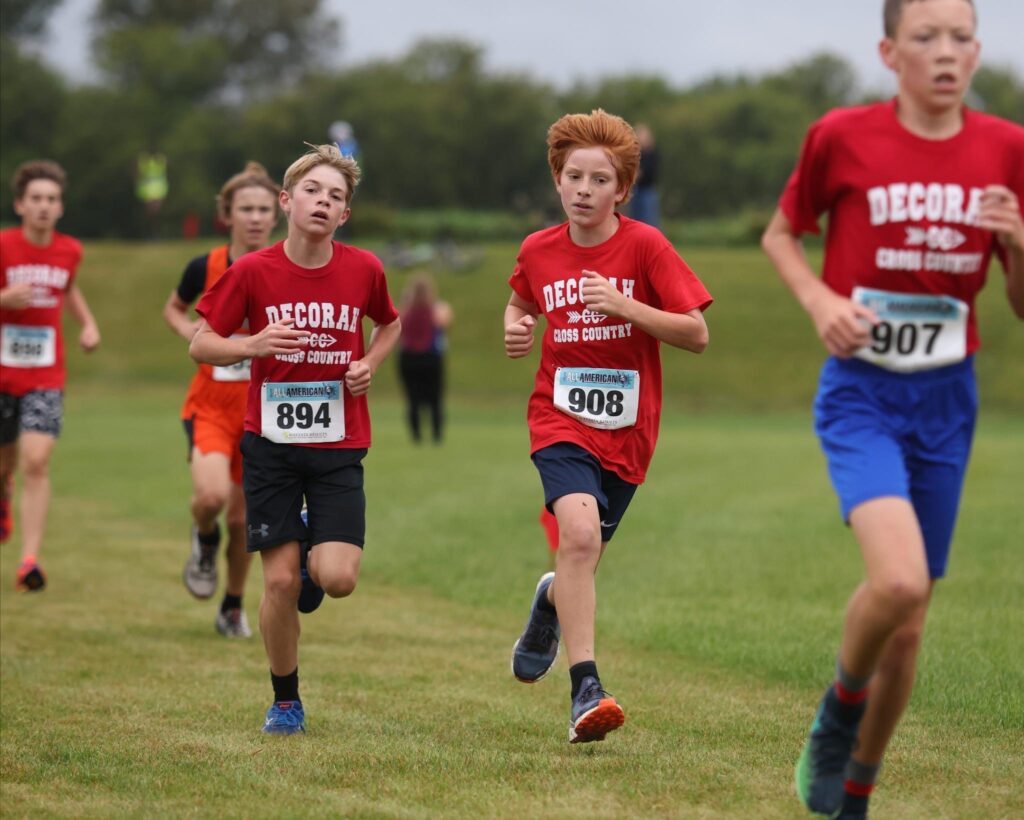 middle school cross country runners