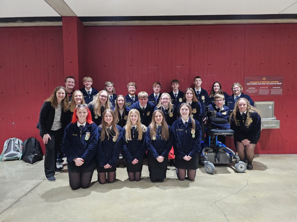 4.16.24 SLC Decorah FFA all attending members with Ms. Bruvold and Mr. Courtney