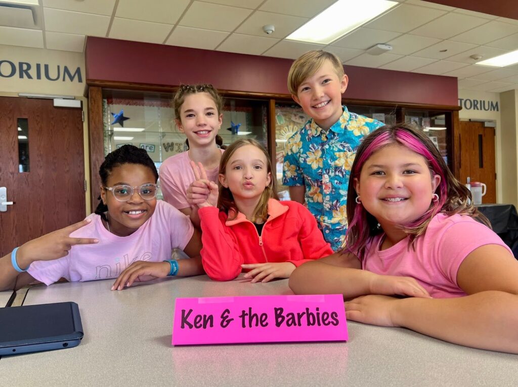 Ken and the Barbies